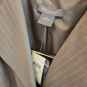Ann Taylor 2 Piece Suit  - Tan/Brown - NWT - Size 10- Jacket and Pants